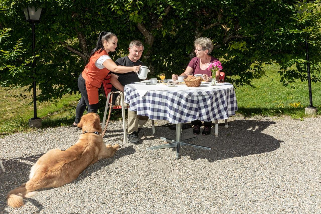 Hotel Gravas Lodge - Das Hotel Fuer Gaeste Mit Hund Vella Dış mekan fotoğraf